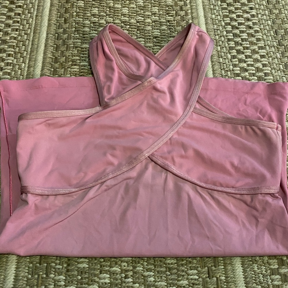 Alo criss cross workout top